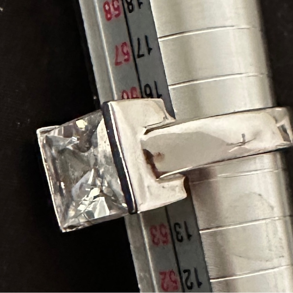GET ENGAGED Bold Statement Modernist Square CZ & Silver Ring Size 7